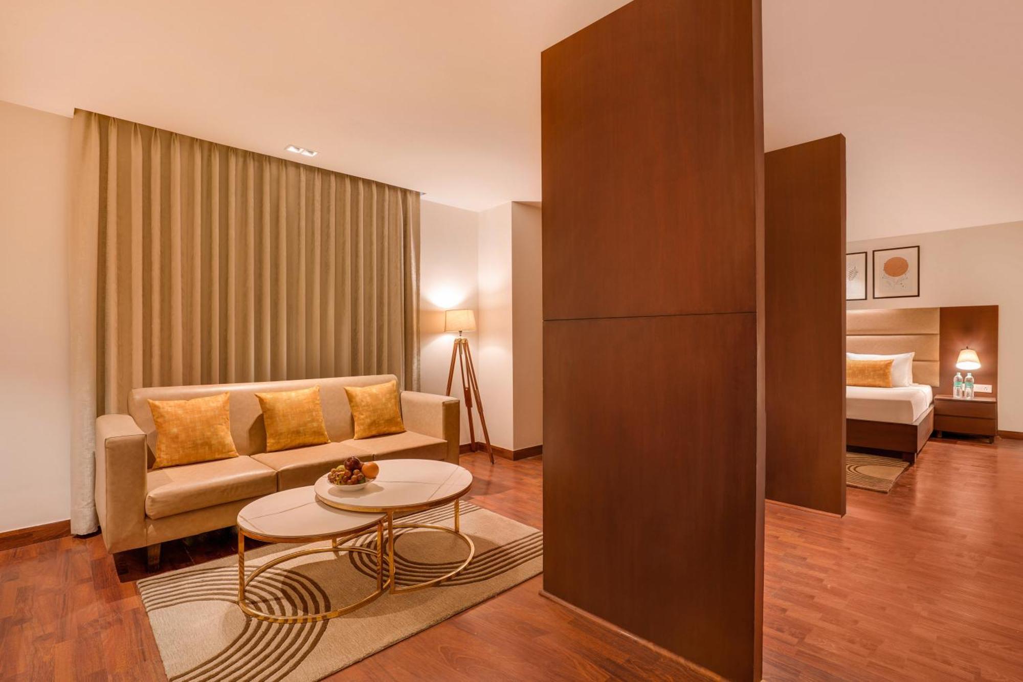 Lemon Tree Hotel, Noida Eksteriør bilde