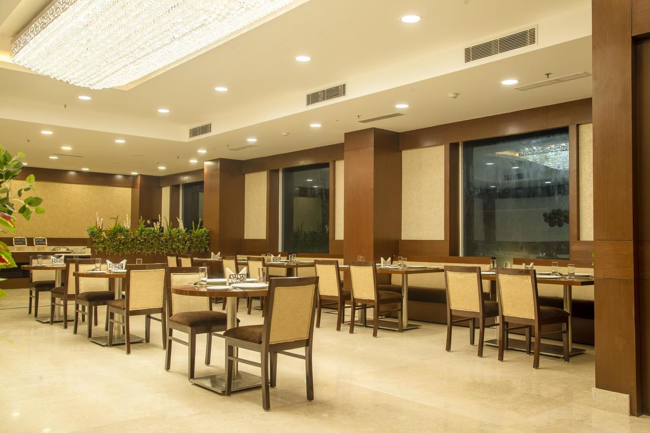 Lemon Tree Hotel, Noida Eksteriør bilde