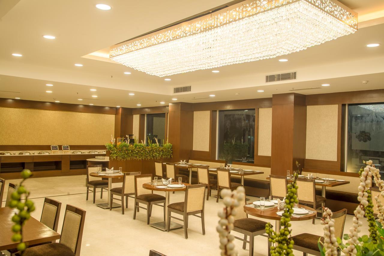 Lemon Tree Hotel, Noida Eksteriør bilde