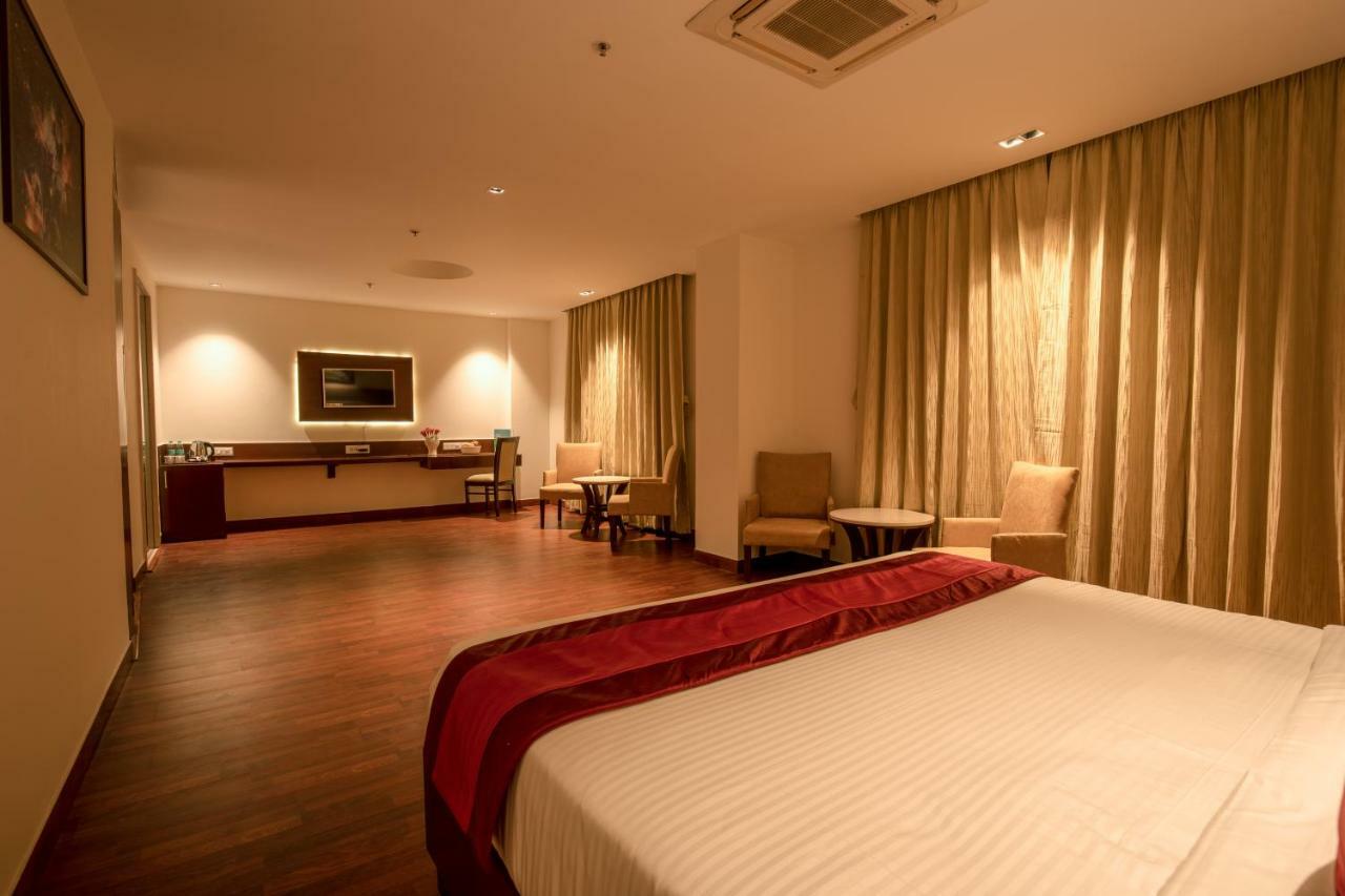 Lemon Tree Hotel, Noida Eksteriør bilde